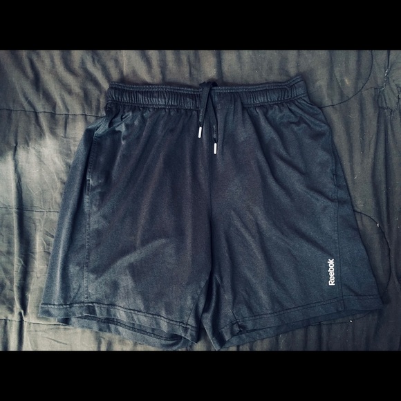 NWT Men/'s The Reebok ONE Play Dry Training Shorts Size Small or Large